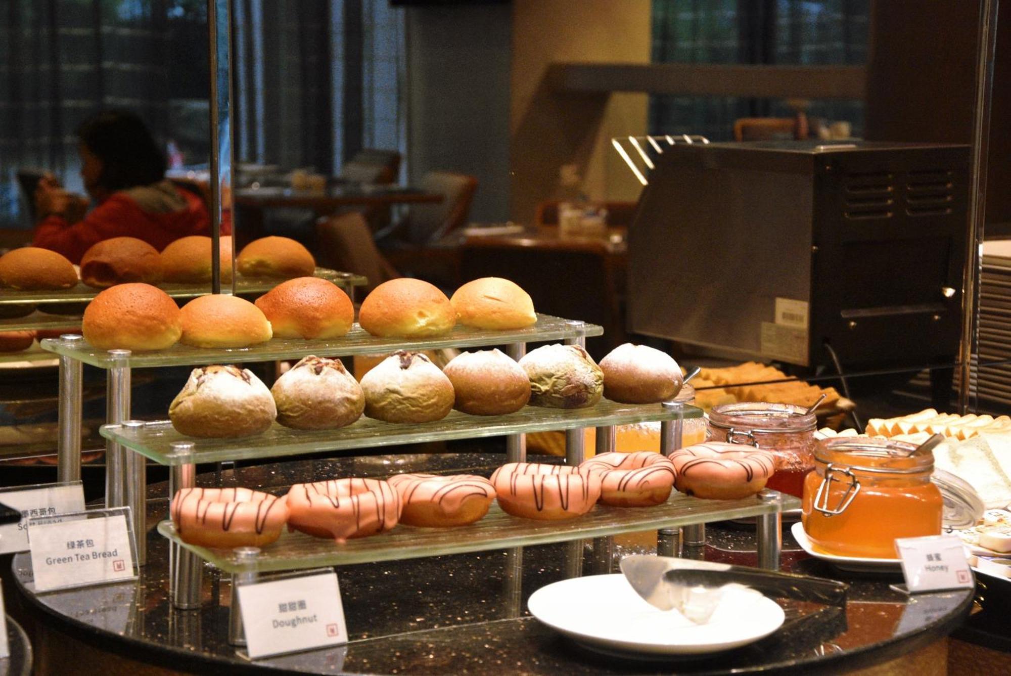 Millennium Hotel Chengdu - Close To Wuhou Shrine And Chengdu South Railway Station,Fluent English Service Dış mekan fotoğraf